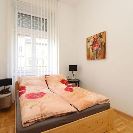 Apartamento Ziti Citi Budapest Exterior foto